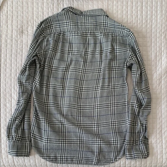 Buck Mason Black and White Houndstooth Button Down, Small - Picture 7 of 9